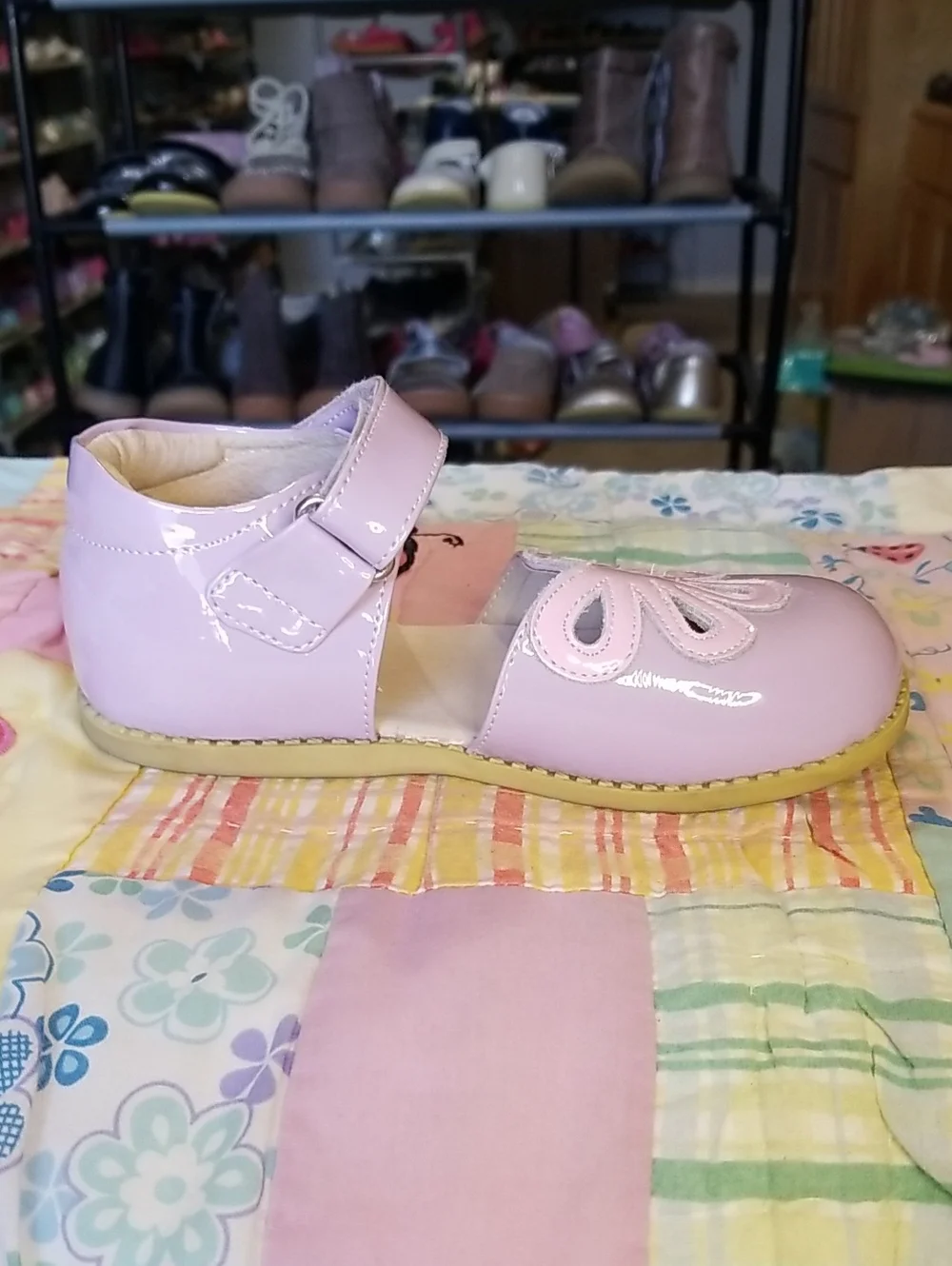 Livie & Luca Lavender & Pink Patent Leather Mary Janes Size 13 Petals